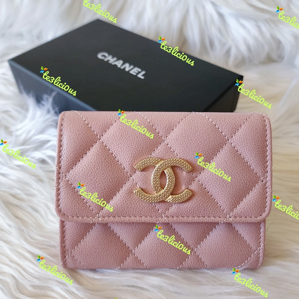 CHANEL 22B PINK CAVIAR CARD HOLDER